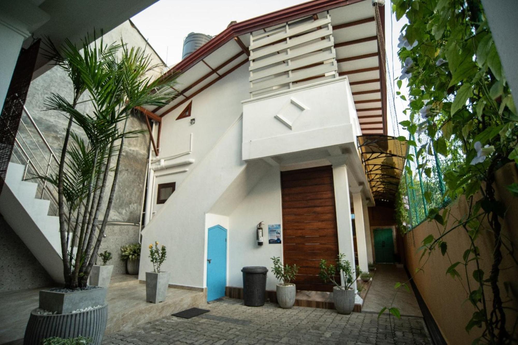 Villa Mihindi Hikkaduwa Exteriör bild