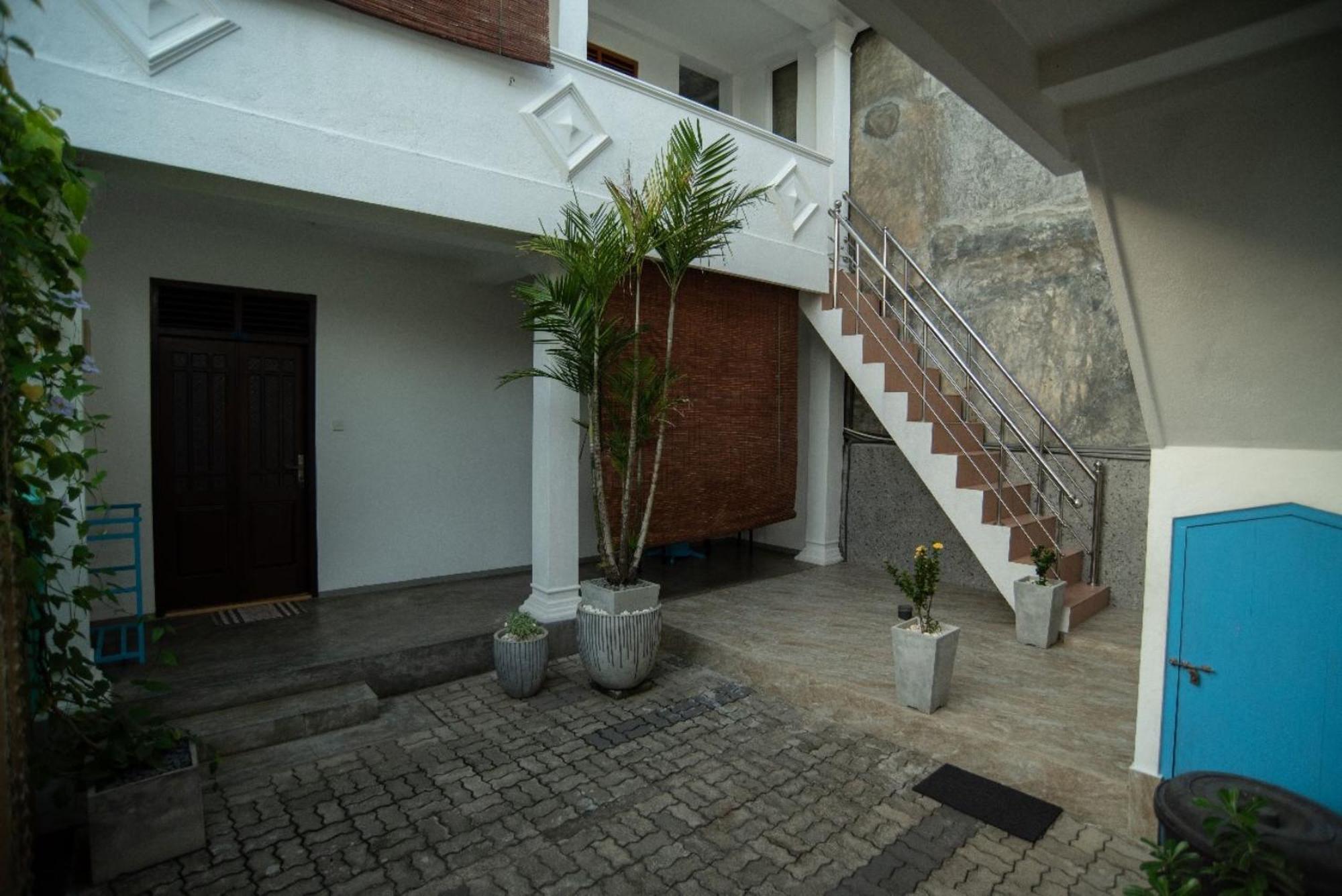 Villa Mihindi Hikkaduwa Exteriör bild