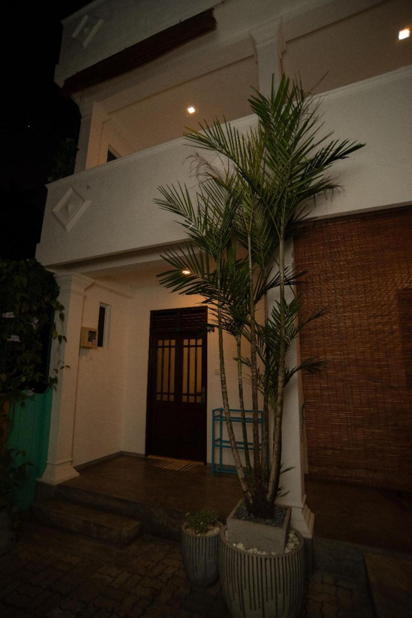 Villa Mihindi Hikkaduwa Exteriör bild