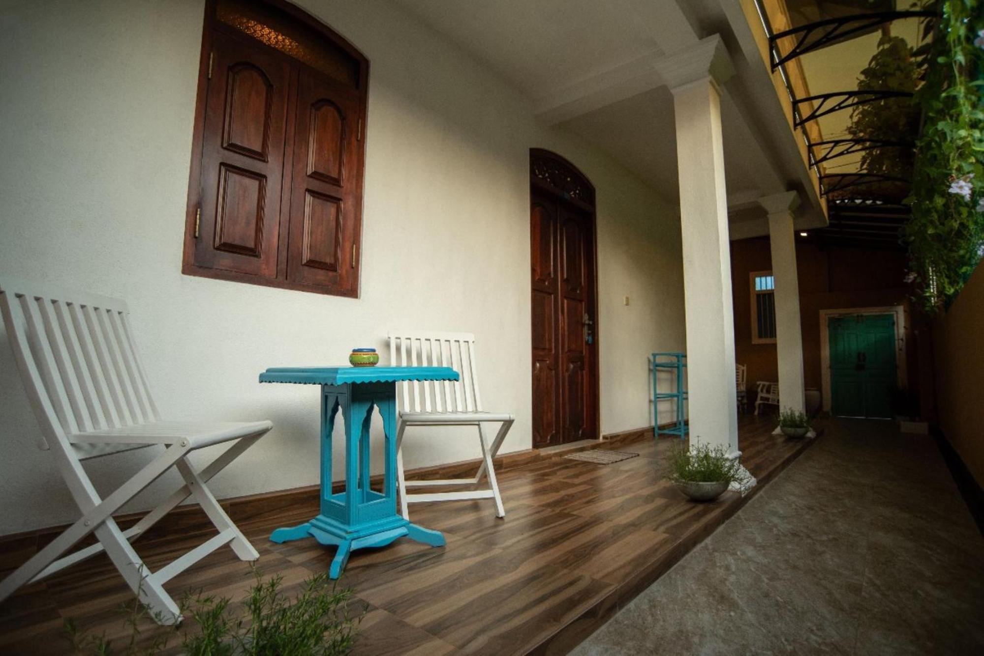 Villa Mihindi Hikkaduwa Exteriör bild