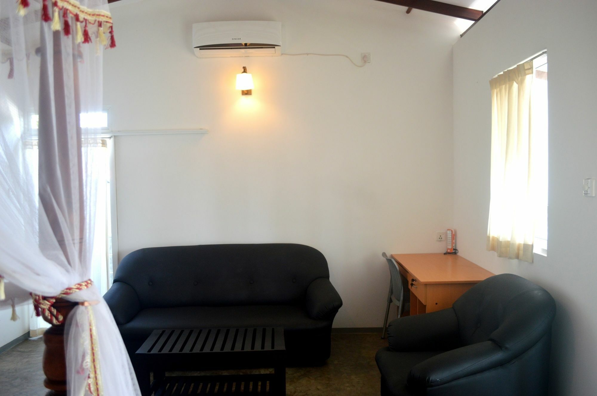 Villa Mihindi Hikkaduwa Exteriör bild